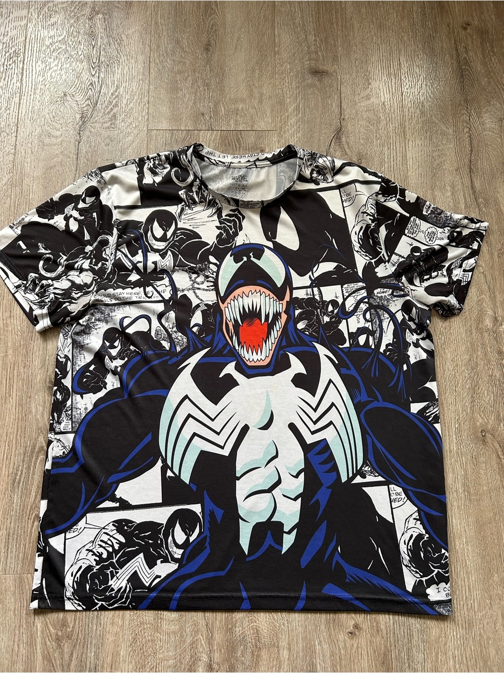 Marvel Venom Graphic Short-Sleeve Tee